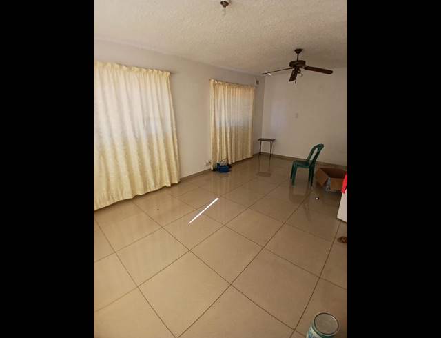 2 BEDROOM PROPERTY TO RENT IN UMHLATUZANA